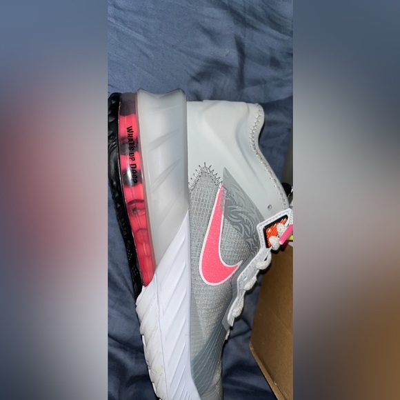 Lebron tune squad shoes - Picture 7 of 9